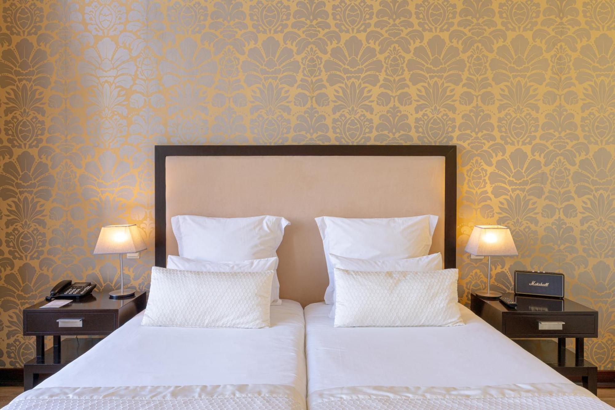 Hotel Inglaterra - Charme & Boutique Ещорил Екстериор снимка